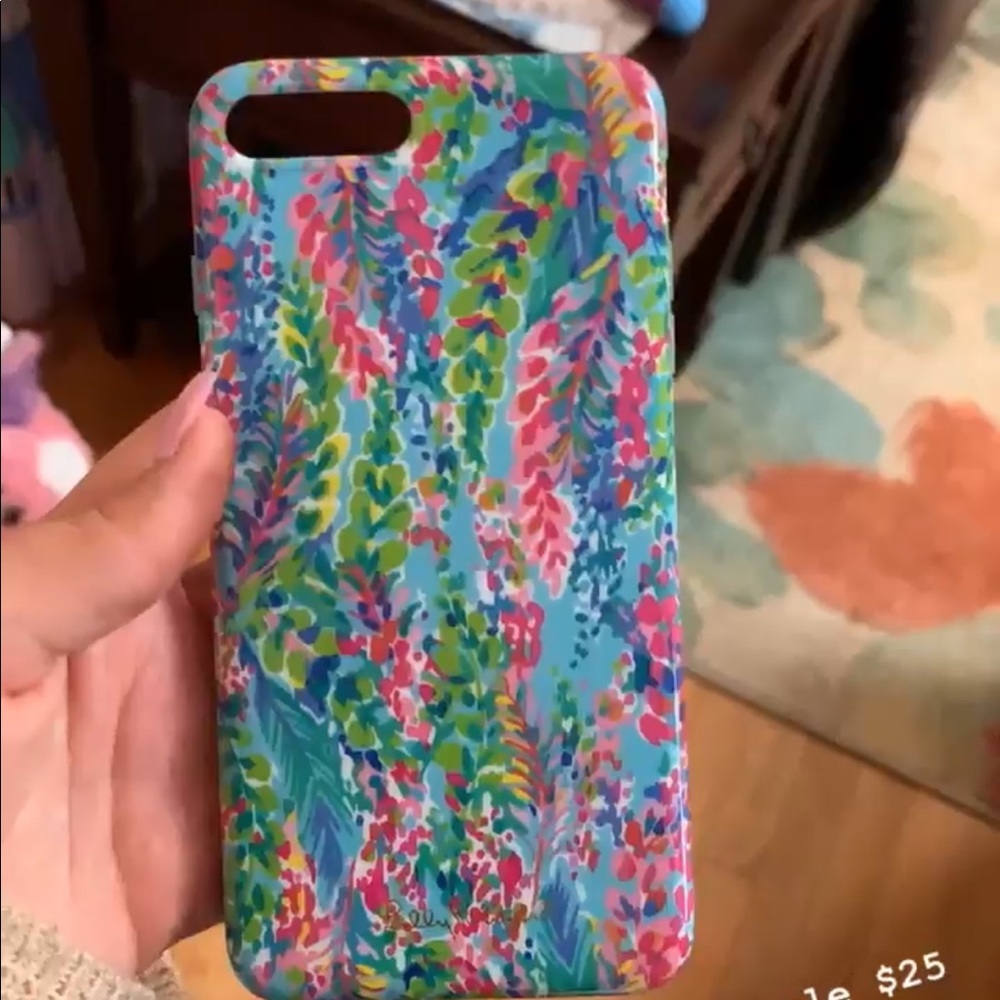 iPhone 7 Plus or 8 plus lilly Pulitzer phone case